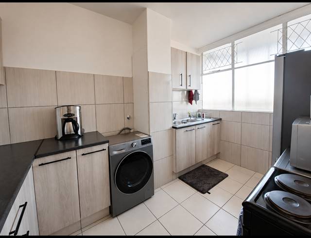 3 BEDROOM FLAT FOR SALE IN ARCON PARK